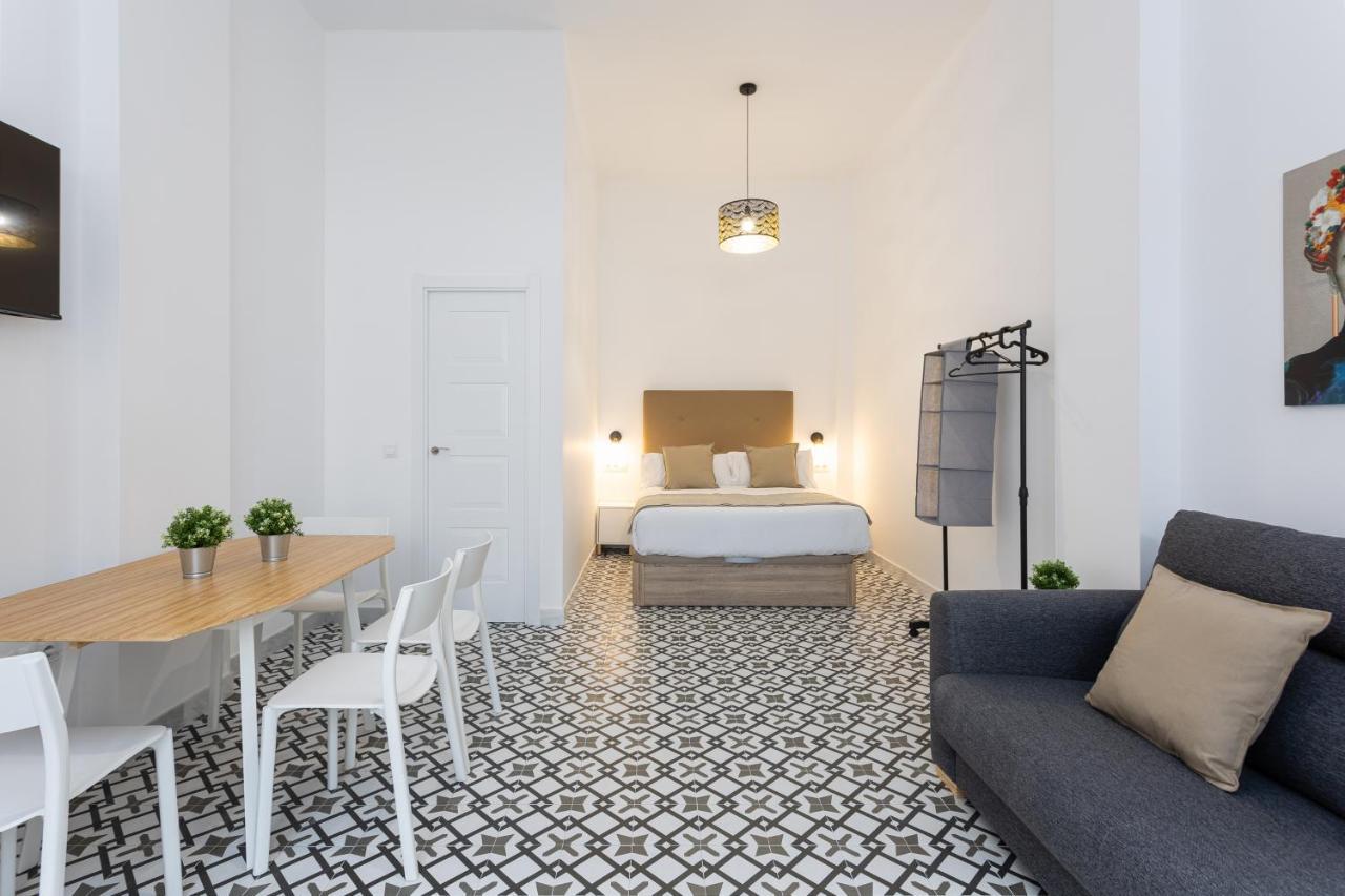Holidays2Malaga Picasuss Loft New Built Close Huelin Beach And Promenade Exterior foto