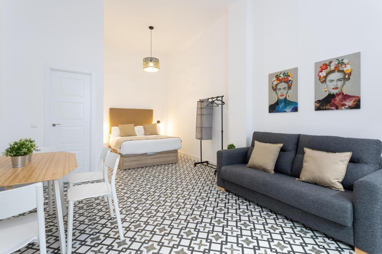 Holidays2Malaga Picasuss Loft New Built Close Huelin Beach And Promenade Exterior foto